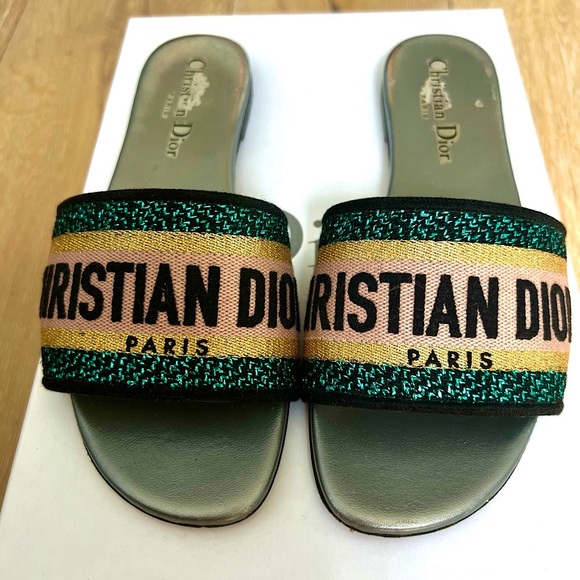 Christian Dior Dway slide - Picture 2 of 15